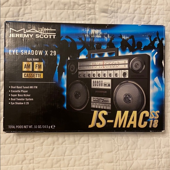 MAC x Jeremy Scott Eye Shadow x 29 AM FM Cassette - Picture 5 of 8